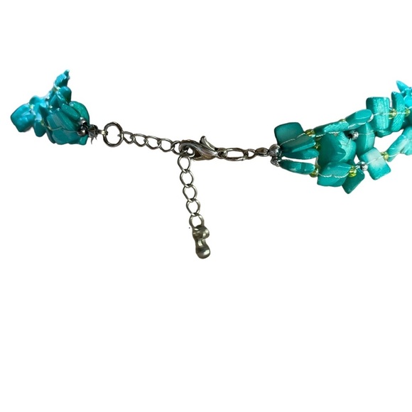 Stunning turquoise and yellow beaded necklace - Picture 3 of 4